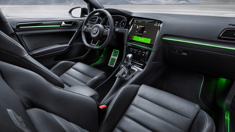 Illustration for article titled ​Volkswagen Put Some Big Ass Touchscreens In The Golf R